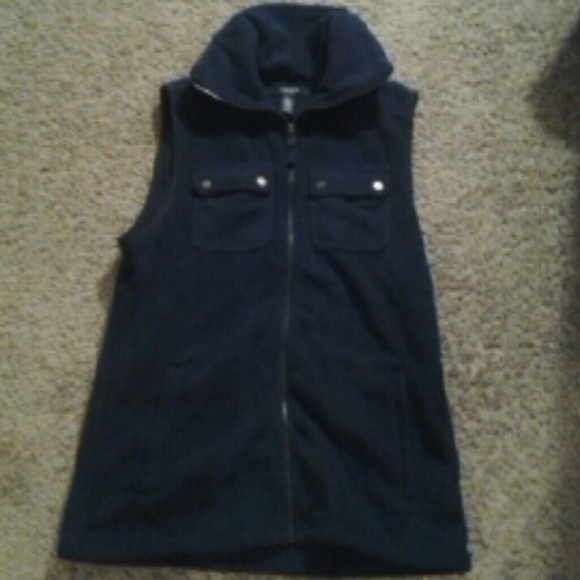 Fleece navy blue Chaps vest NWOT