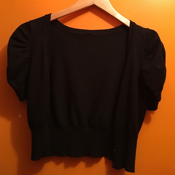Maurices short cropped black cardigan