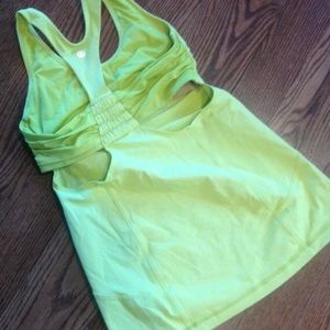 Lulu lemon workout tank size 6