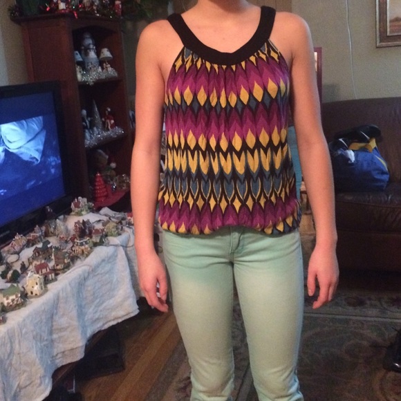 Cute patterned tank top - Picture 1 of 2