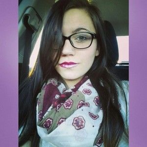 Meet your Posher, Adrianna