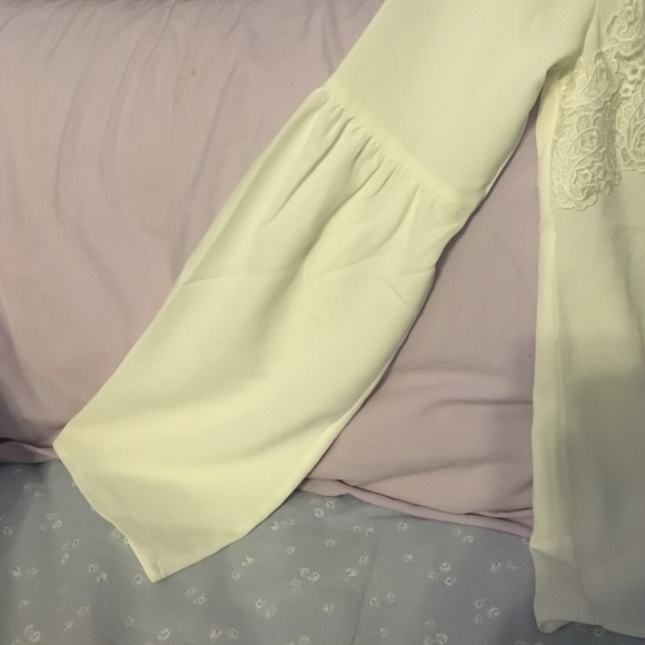 white embroidered bell sleeve top - Picture 2 of 4