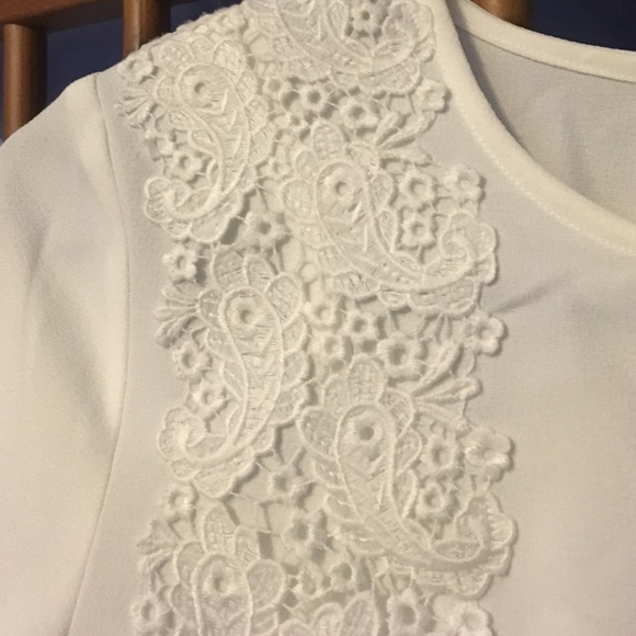 white embroidered bell sleeve top - Picture 3 of 4