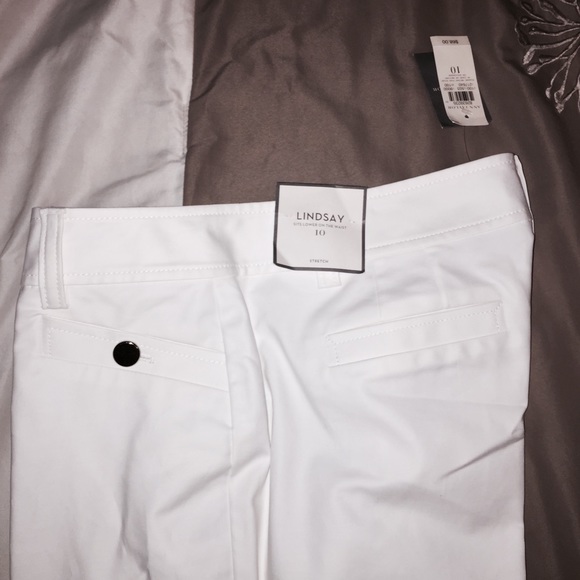 Ntw... Very nice white Ann Taylor pants.