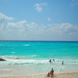 Meet your Posher, Sandy