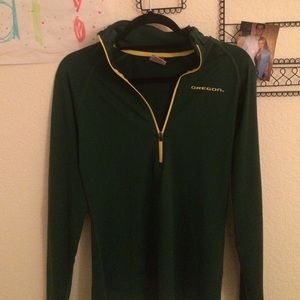 Colosseum Athletics Oregon Sweat Top