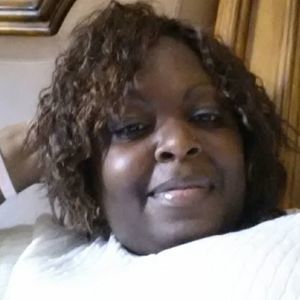 Meet your Posher, Ina