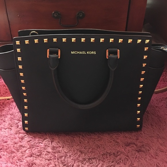 Authentic Michael kors dark navy Selma