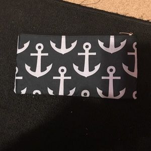 Anchor make up bag