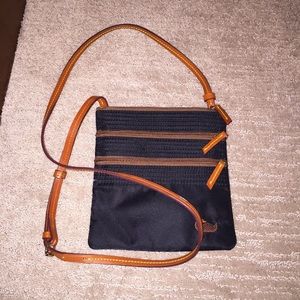 D&B purse