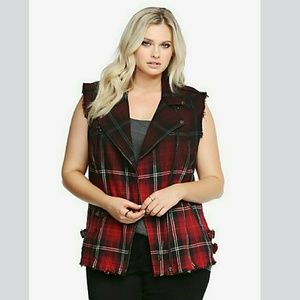 Tripp Sleeveless Plaid Vest