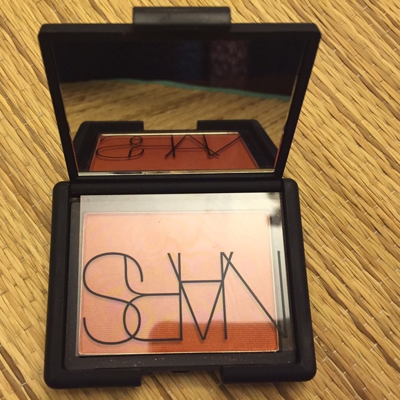 Nars Blush Taj Mahal