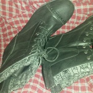 New black boots