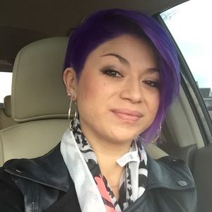 Meet your Posher, Christy