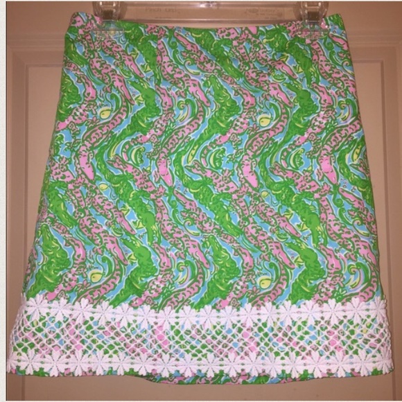 Lilly Pulitzer skirt size 0!!!