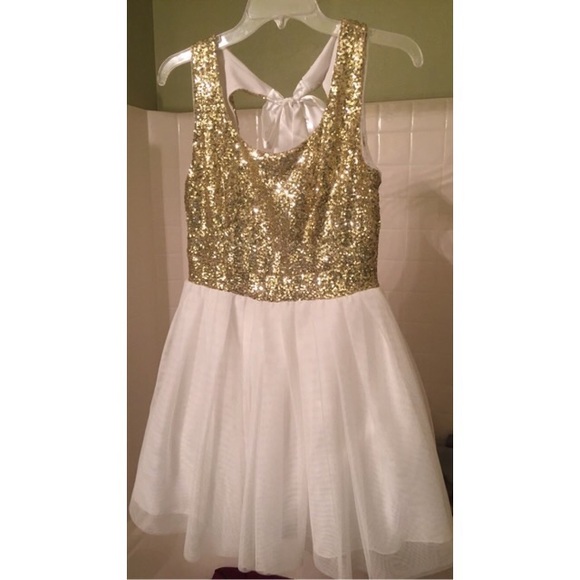 B. Darlin formal/party dress - Picture 1 of 3