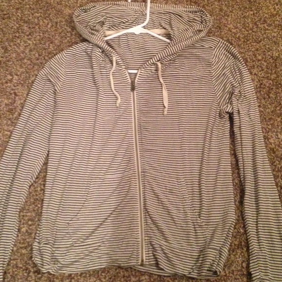 American Eagle black and white striped hoodie