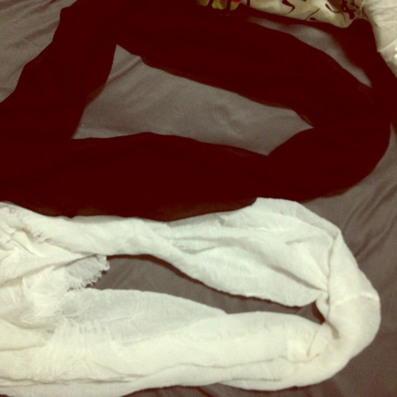 Lightweight black and white infinity scarves