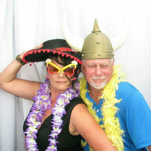 Meet your Posher, Ursula - Picture 3 of 4