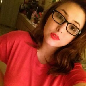 Meet your Posher, Cas