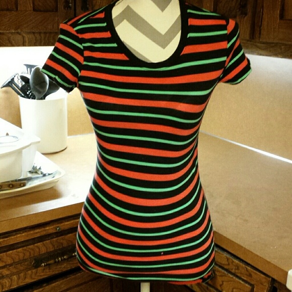 Active Basic Tops - Black striped tee!