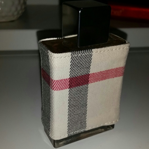 Burberry perfume
