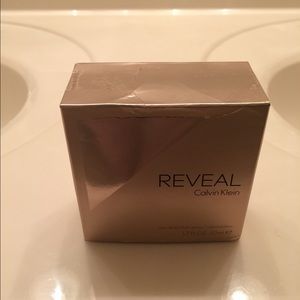 Reveal perfume by Calvin Klein