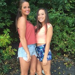 Meet your Posher, Danielle