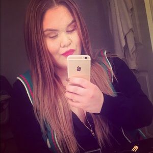 Meet your Posher, Liza