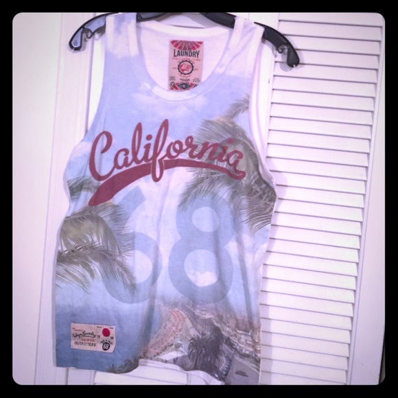 Urban Outfitters Graphic Tank Top size Size Small