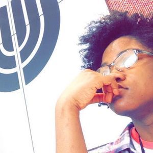 Meet your Posher, Precious