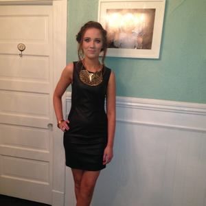 Meet your Posher, Angie