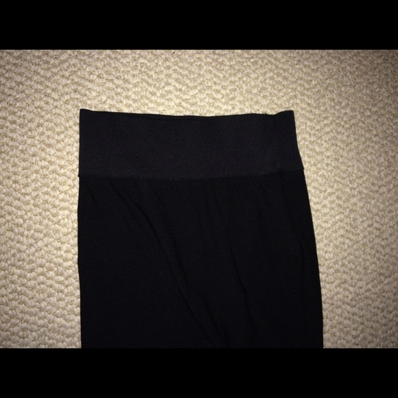 LEGGINGS 😍 - Picture 2 of 2