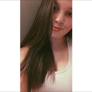 Meet your Posher, Makenzie