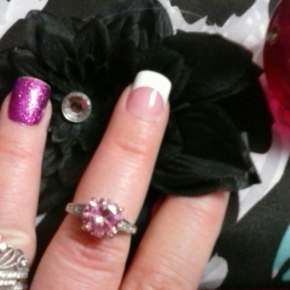 pink???? - Picture 2 of 4