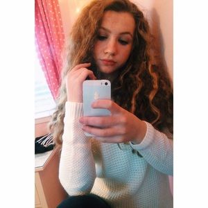 Meet your Posher, Kara