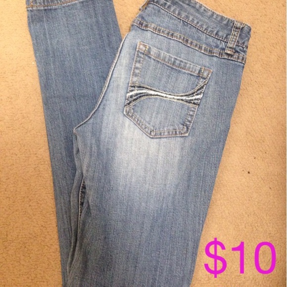Jeans