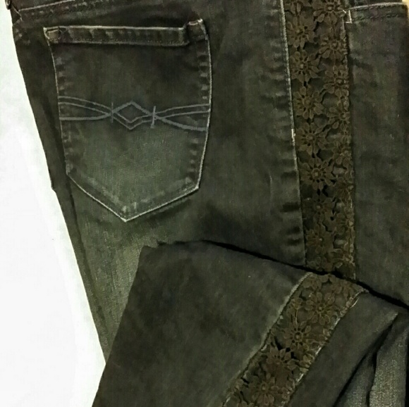 Juniors Mudd Jeans