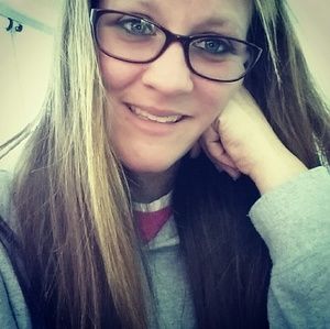 Meet your Posher, Nichole