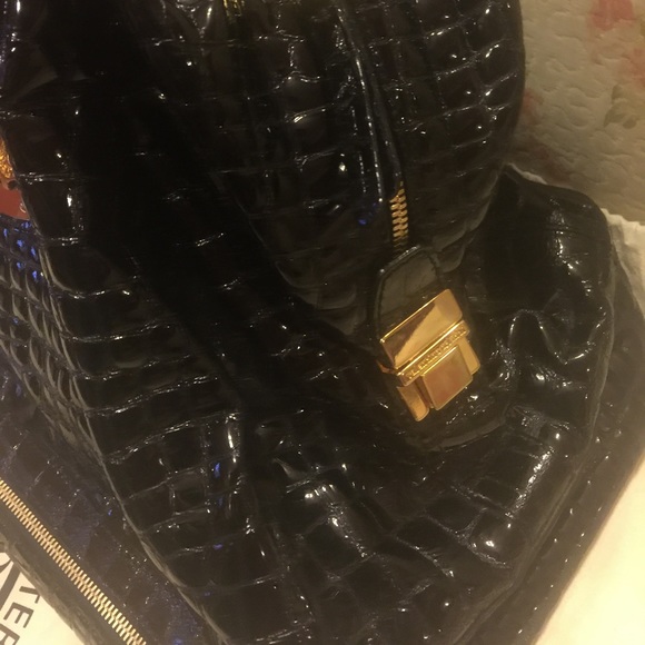 Valentino - Picture 4 of 4