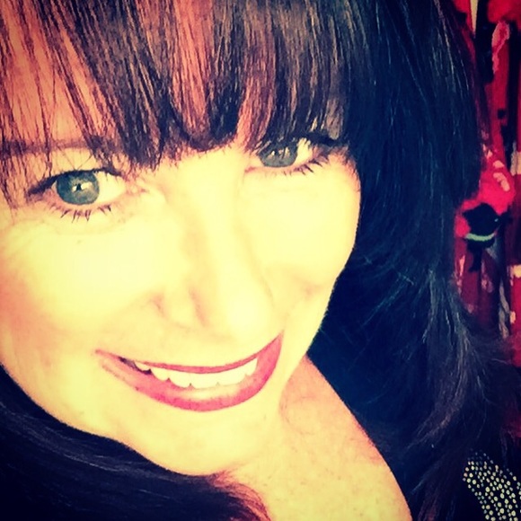 Meet your Posher, Terri - Picture 1 of 1