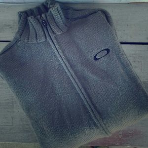 Large mens Oakley sweater