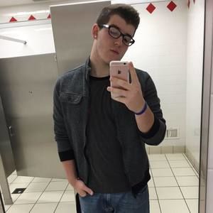 Meet your Posher, Nick