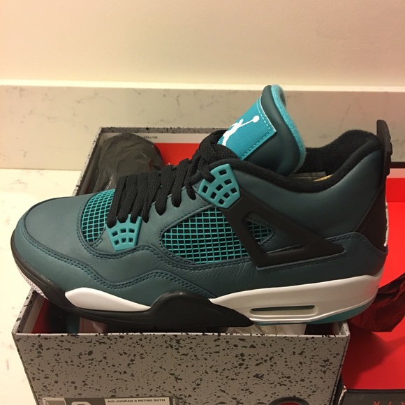 Air Jordan 4 Retro 30th - Picture 1 of 4
