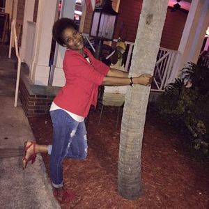 Meet your Posher, Rhonda