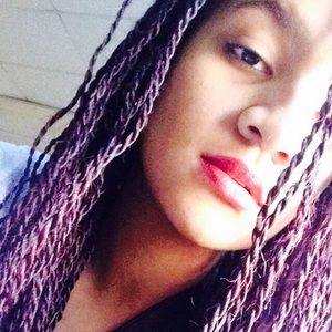 Meet your Posher, Jasmine