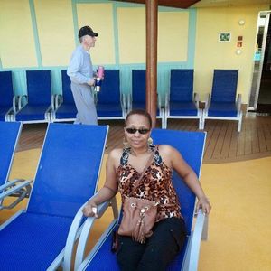 Meet your Posher, Rosaland