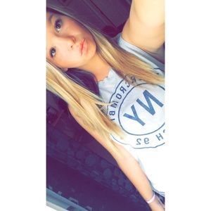 Meet your Posher, Casey