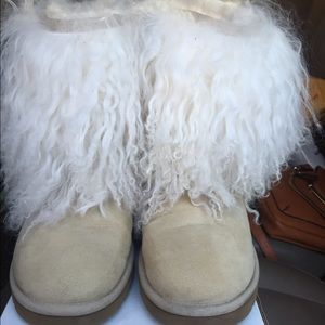 Sheep fur uggs