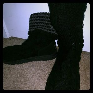 Black knit uggs